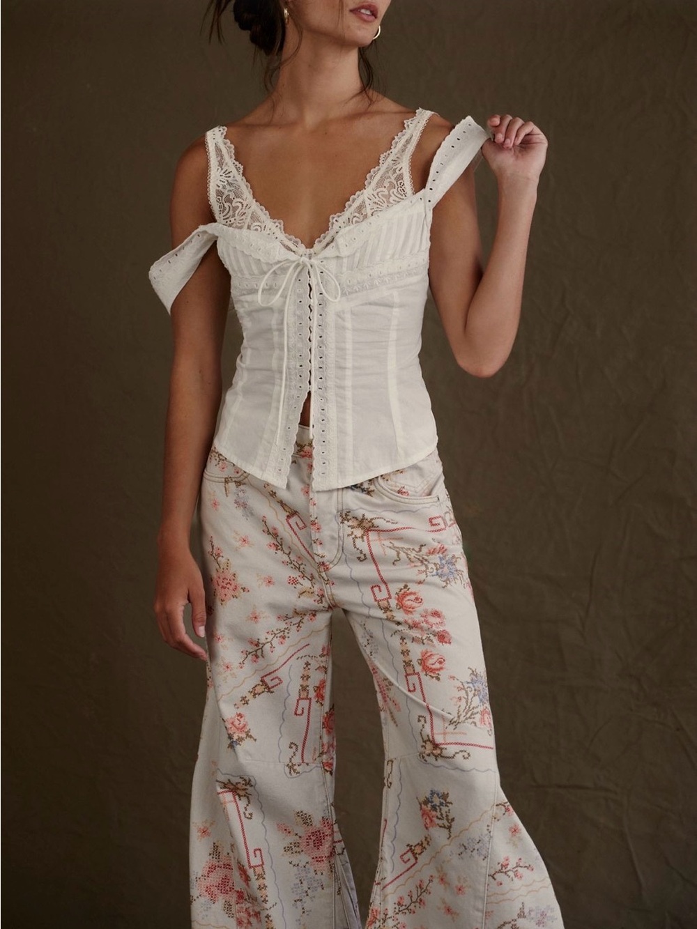 We The Free White Floral Embroidered High-Rise Jeans with Pink and Blue Accents